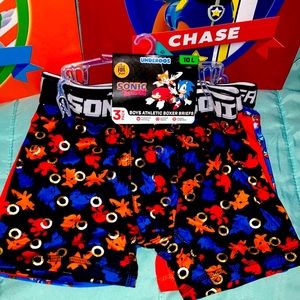 Sonic Hedgehog boys boxer’s brief’s size Large!⭐️⭐️⭐️⭐️⭐️